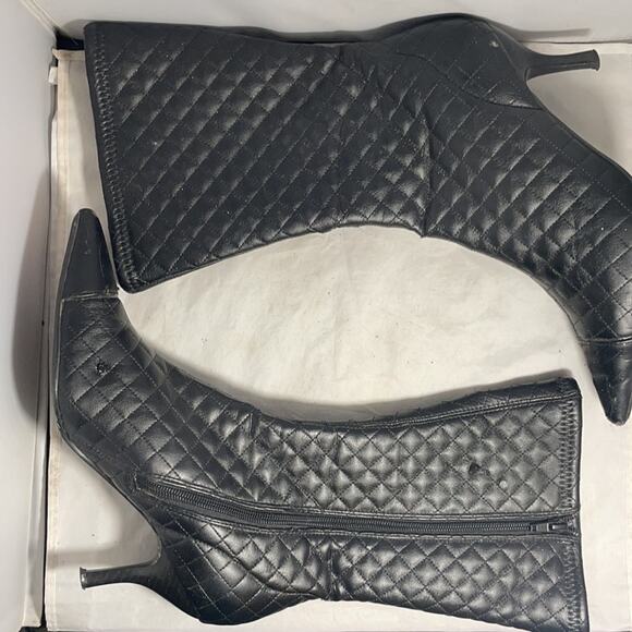 Black Croc Embossed Faux Leather Pointy Toe side zip boots Size 8 from Hypnotic - Picture 8 of 9